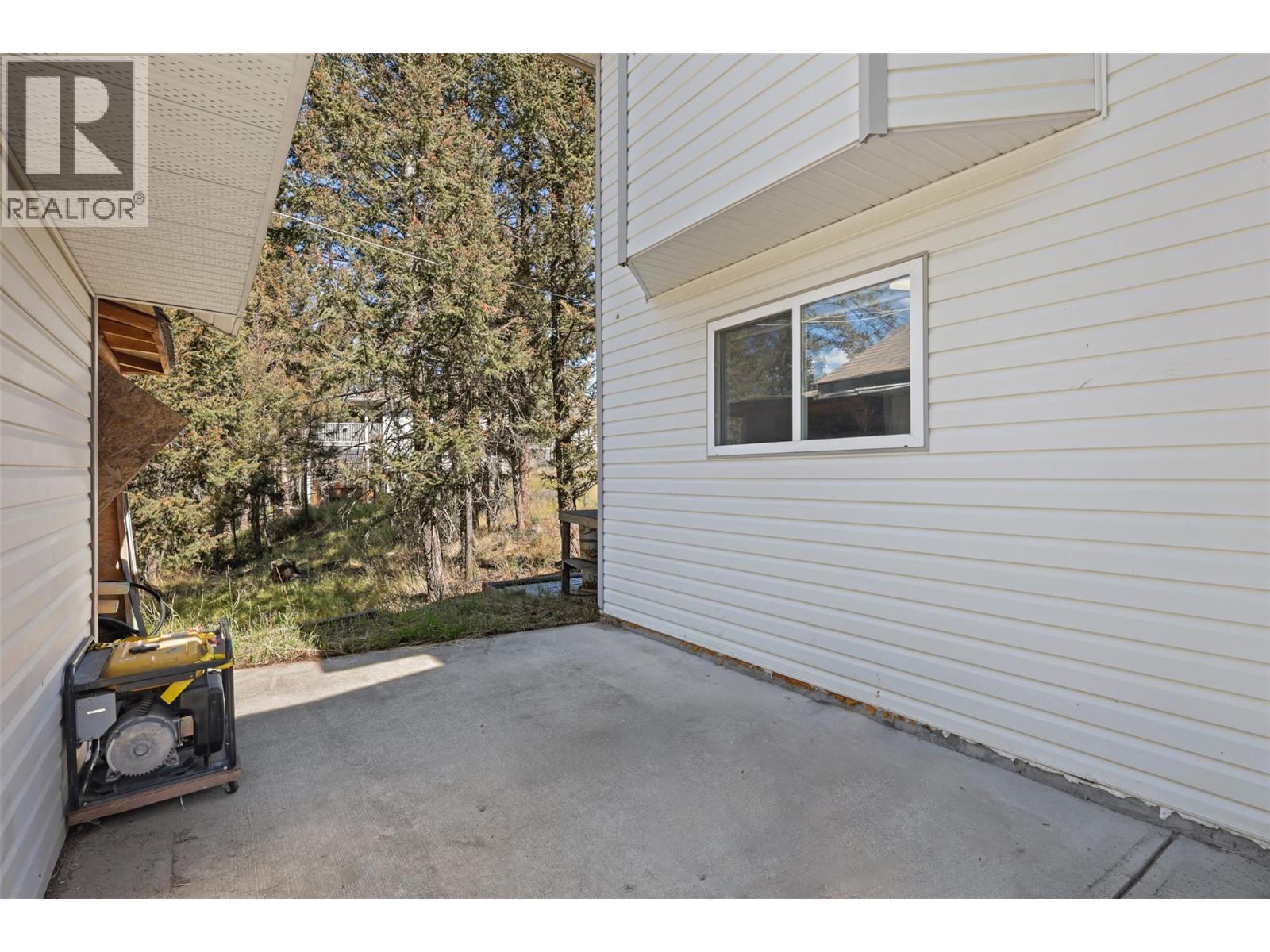 270 Calcite Drive, Logan Lake