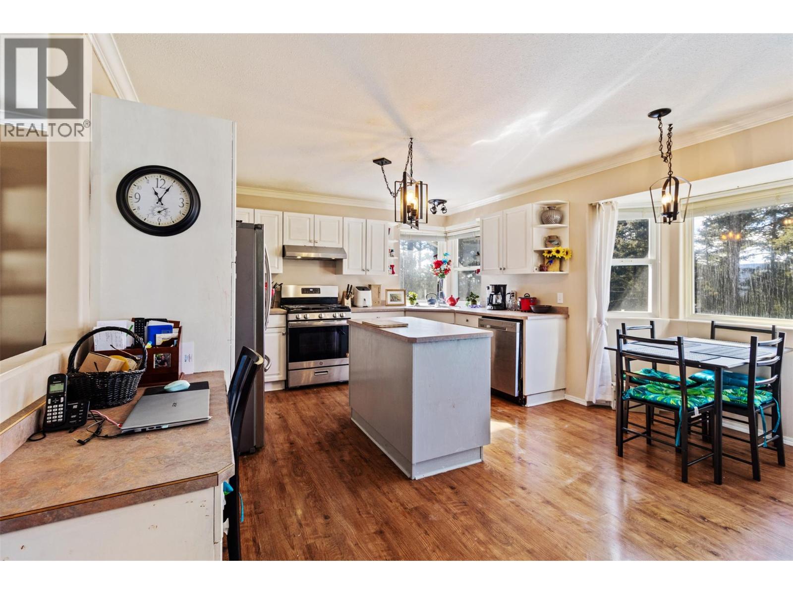270 Calcite Drive, Logan Lake
