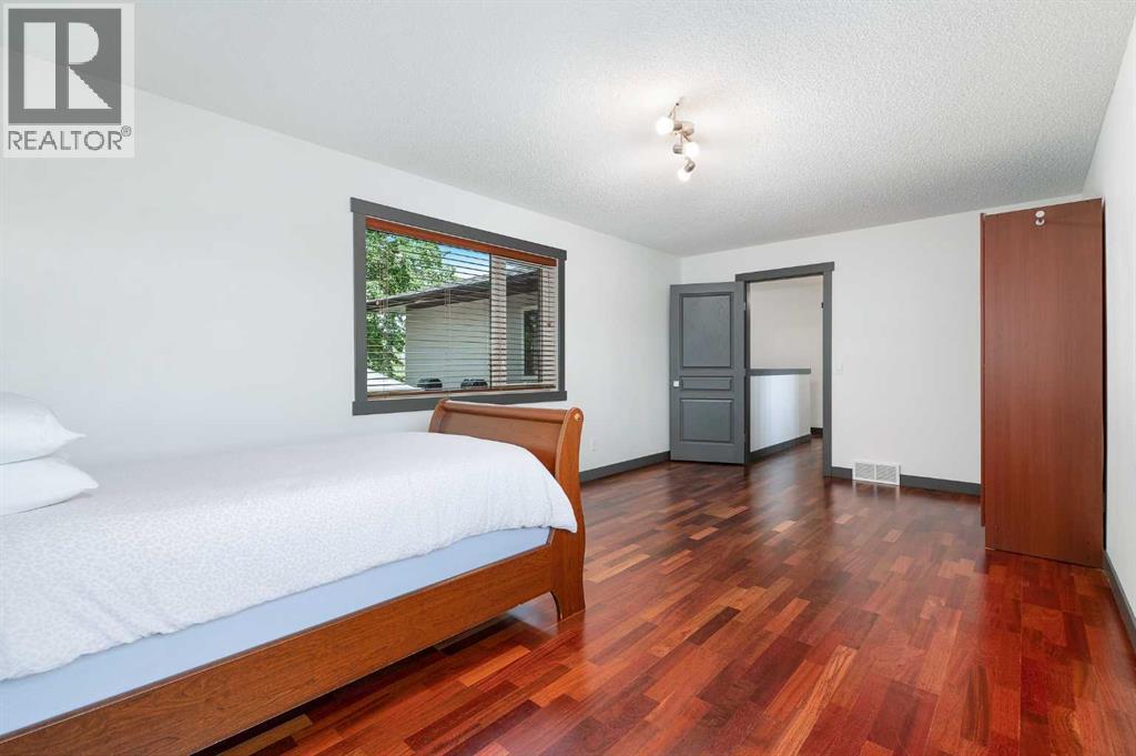 Single Family House for Sale in  Canmore Road NW Banff Trail Calgary 
