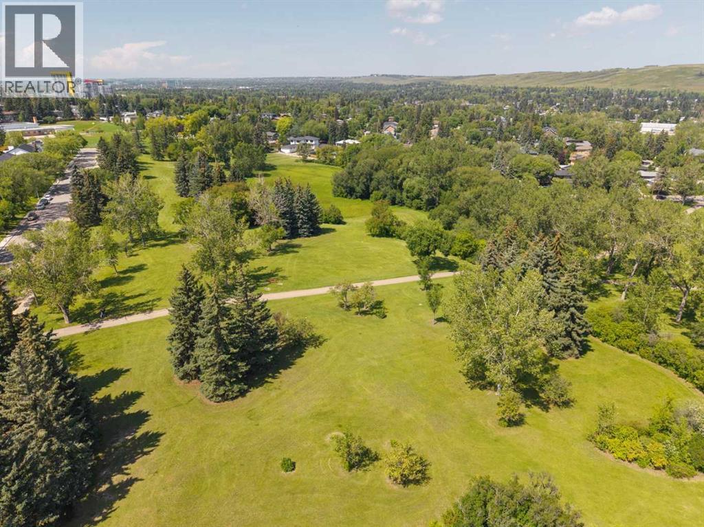2815 Canmore Road NW, Calgary, Alberta