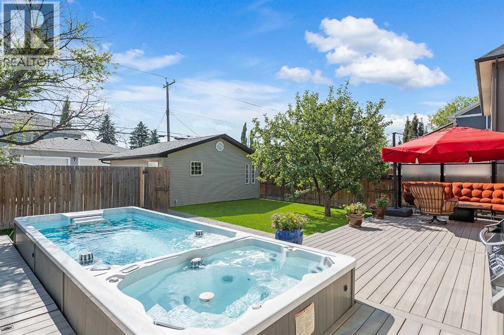 Single Family House for Sale in  Canmore Road NW Banff Trail Calgary 