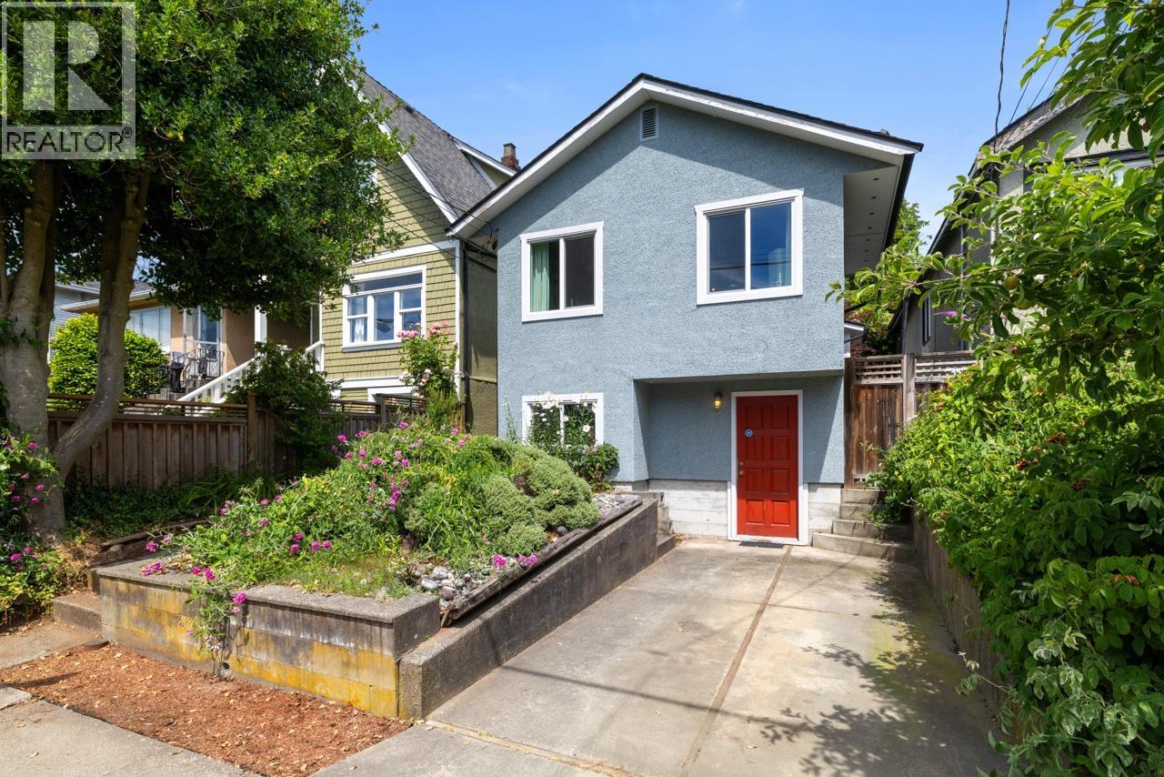 Photo 18 of 1737 E 5th Avenue, Vancouver BC