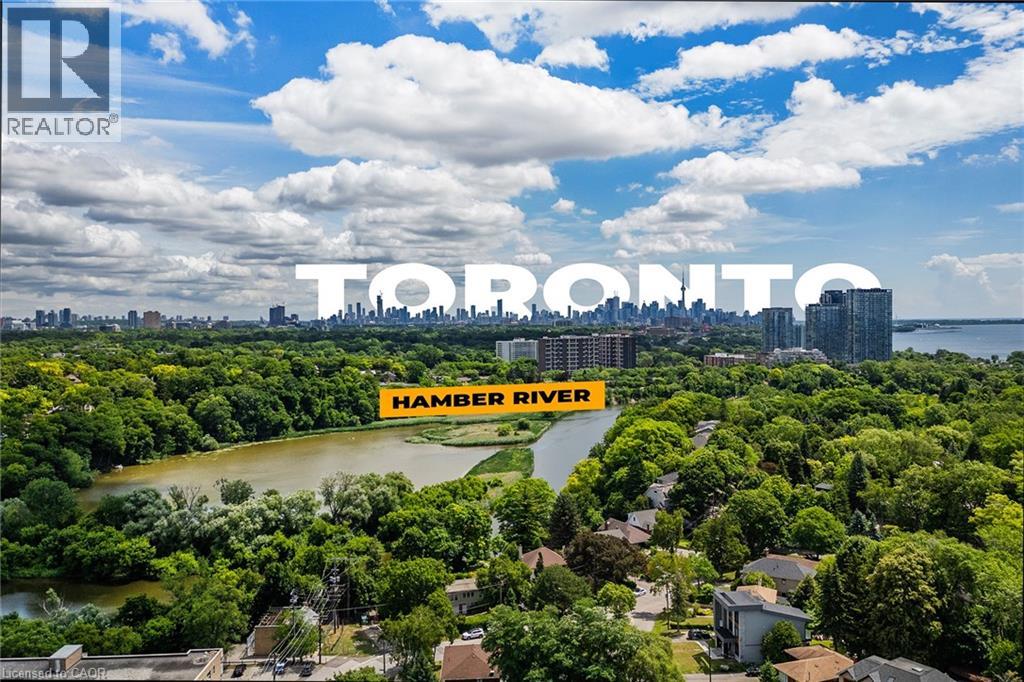 Photo 12 of 25 Neighbourhood Lane Unit 310, Toronto ON