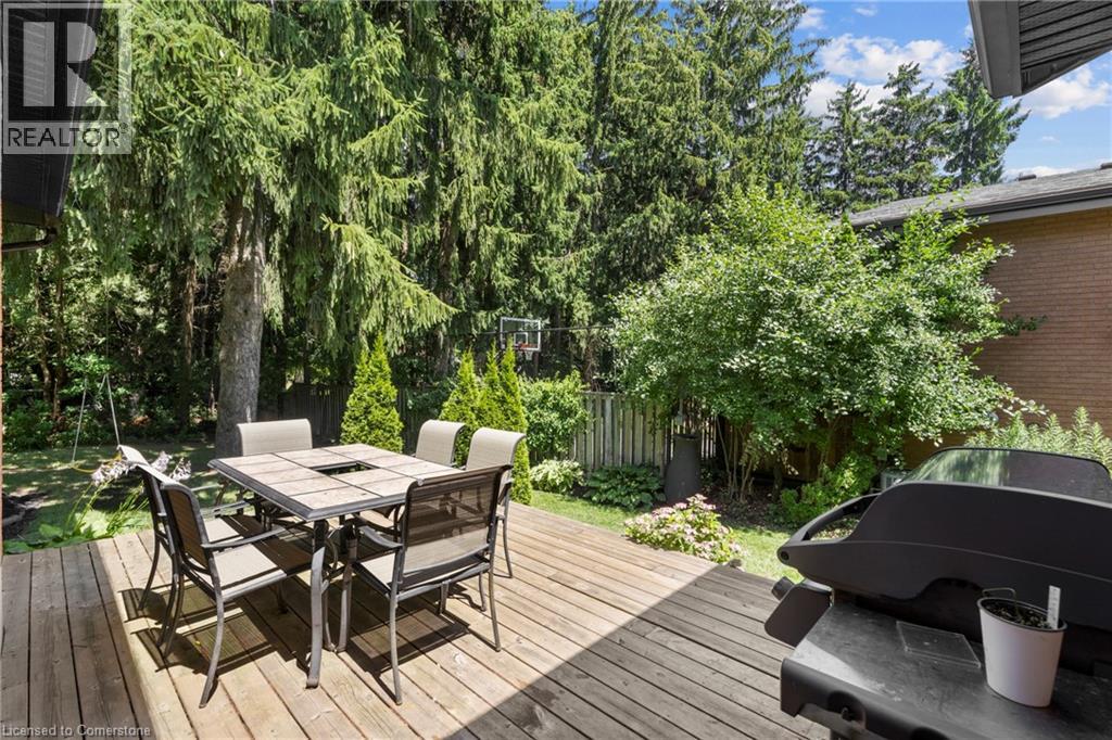 Photo 11 of 79 Inwood Crescent, Kitchener ON