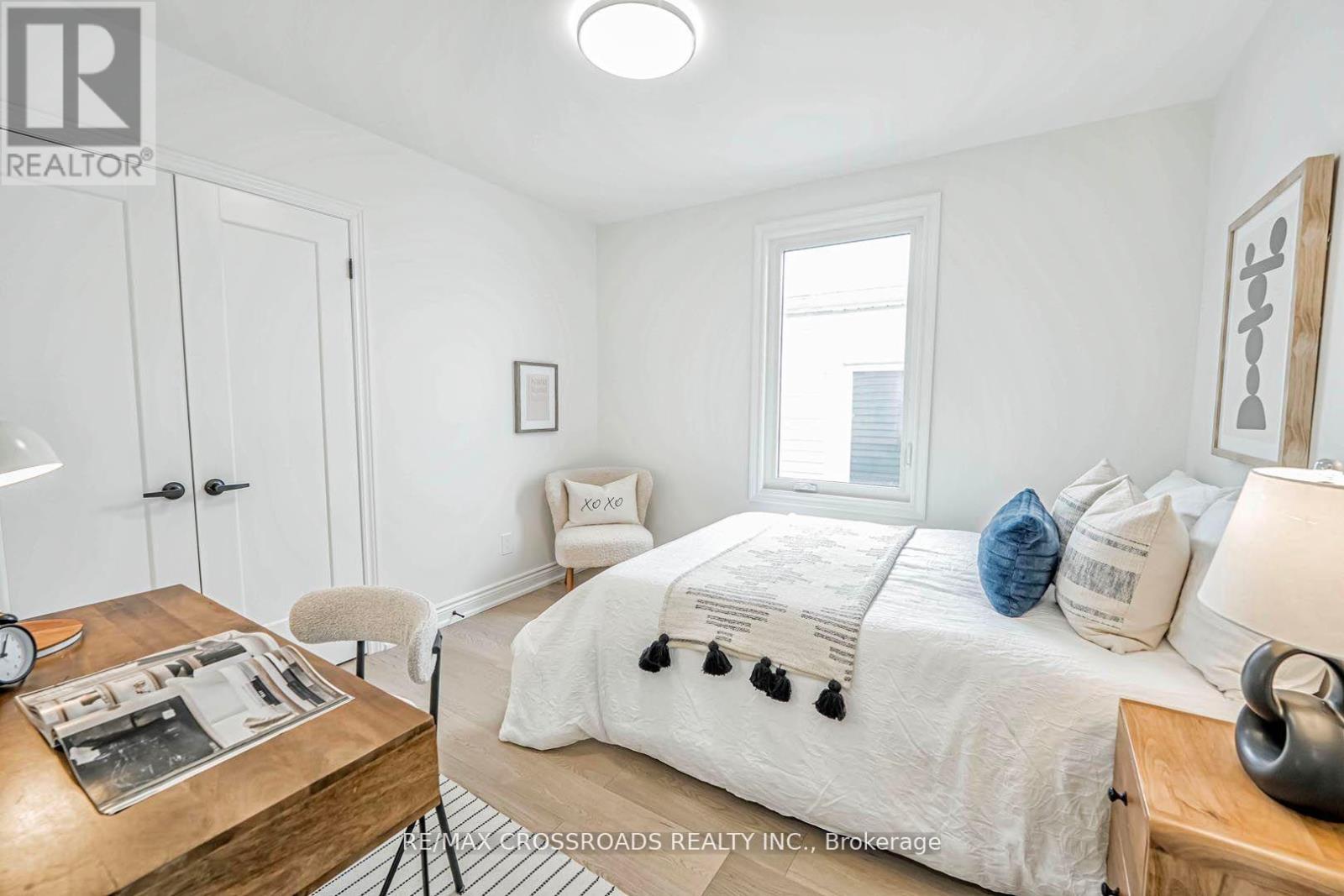 Photo 25 of 548 Glebeholme Boulevard, Toronto ON