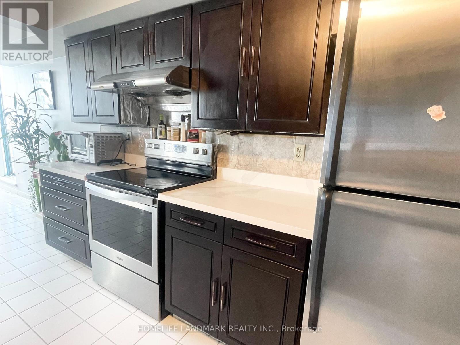 Photo 11 of 703 4725 Sheppard Avenue E, Toronto ON