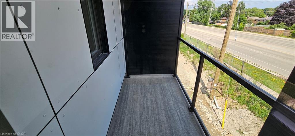 Photo 12 of 410 Northfield Drive W Unit E 12, Waterloo ON