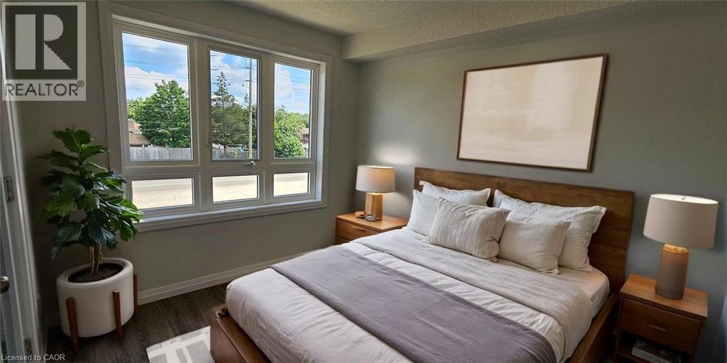 Photo 3 of 410 Northfield Drive W Unit E 12, Waterloo ON