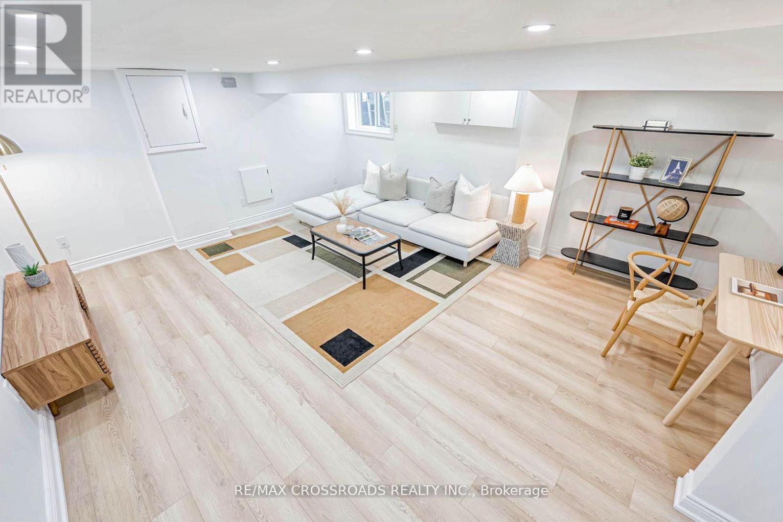 Photo 27 of 548 Glebeholme Boulevard, Toronto ON