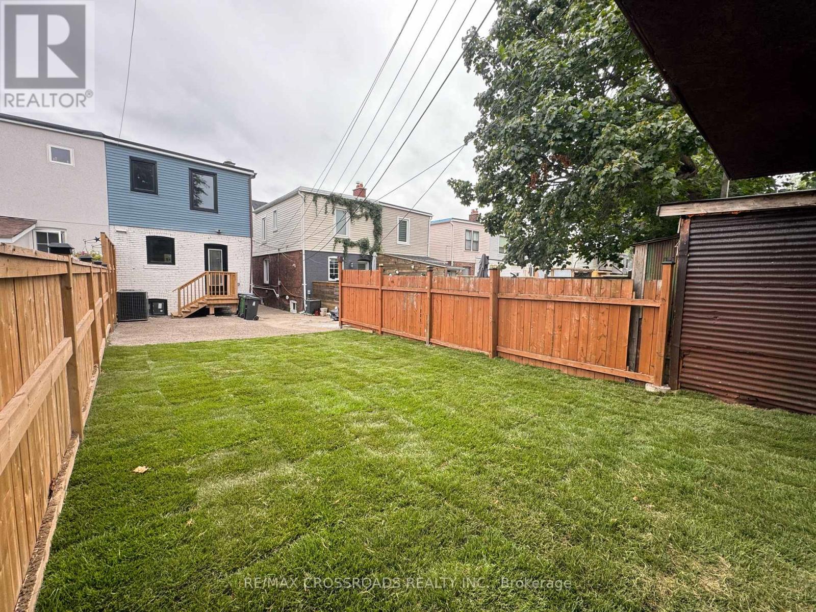Photo 4 of 548 Glebeholme Boulevard, Toronto ON