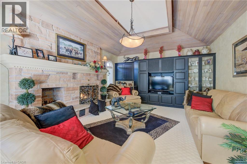 Photo 28 of 592 Manorwood Court, Waterloo ON