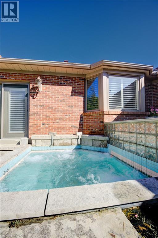 Photo 25 of 592 Manorwood Court, Waterloo ON