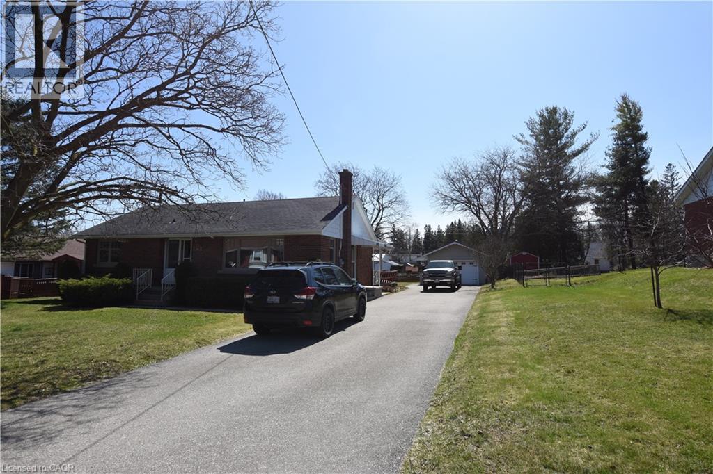 Photo 22 of 22 Charlton Crescent, Simcoe ON