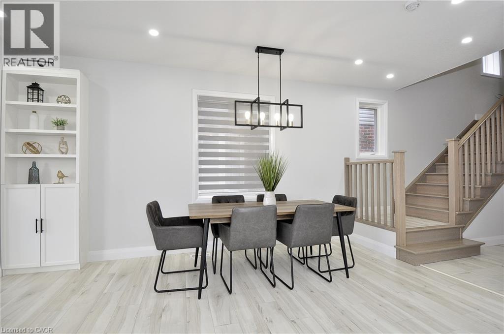Photo 17 of 21 Gourlay Farm Lane, Ayr ON