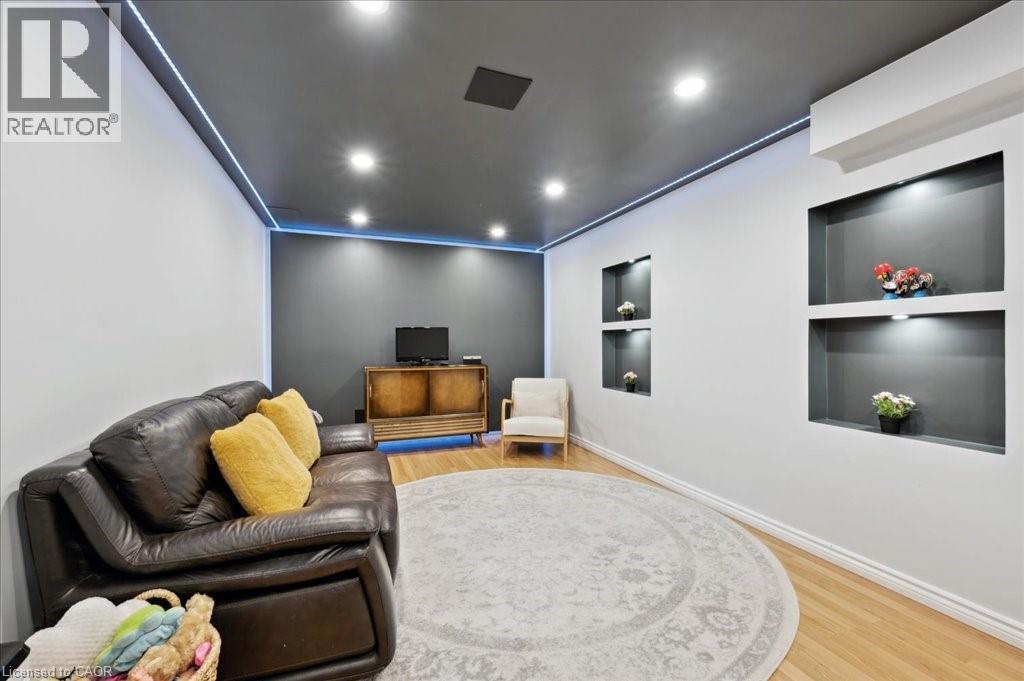 Photo 50 of 162 Marl Meadow Drive, Kitchener ON