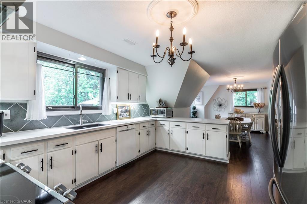 Photo 15 of 6607 Ellis Road, Cambridge ON