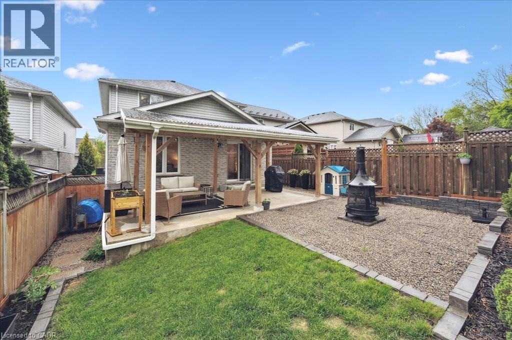 Photo 6 of 162 Marl Meadow Drive, Kitchener ON
