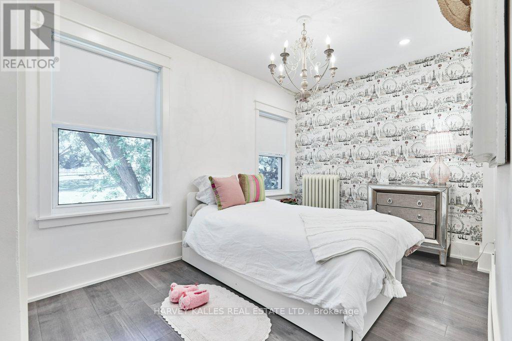 Photo 14 of 96 Balmoral Avenue, Toronto ON