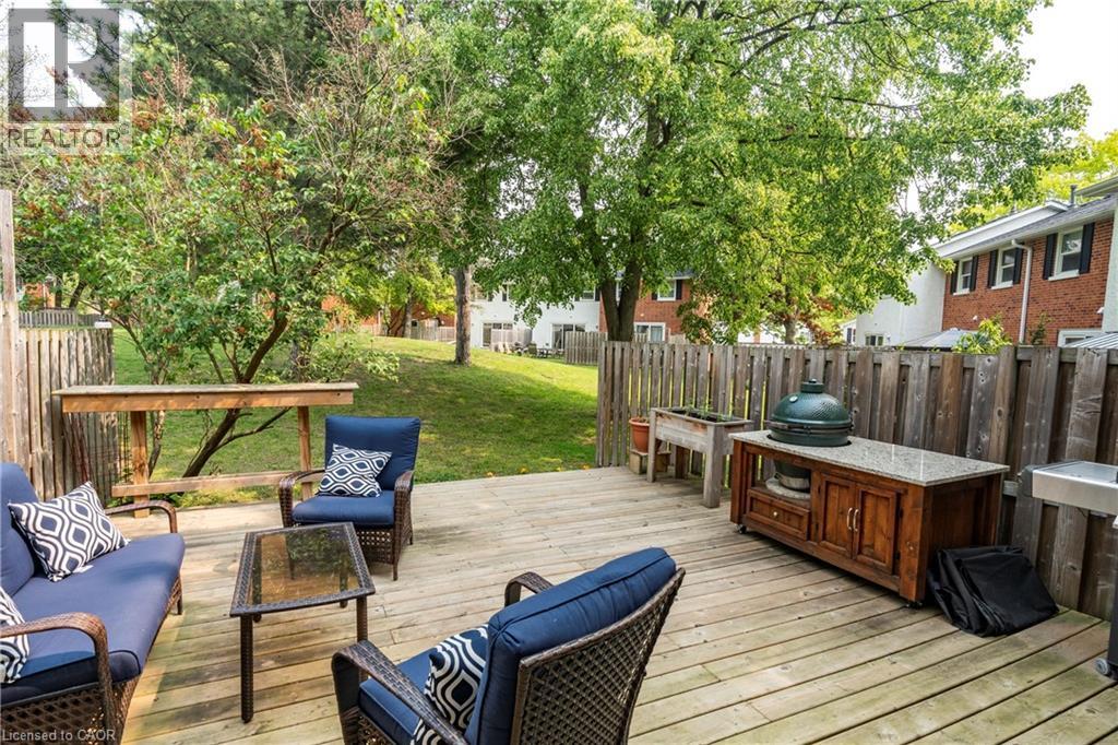 Photo 10 of 411 Keats Way Unit 4, Waterloo ON