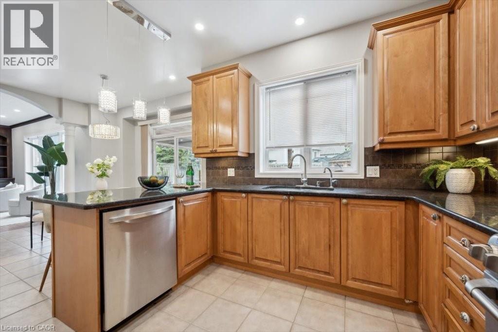 Photo 38 of 3 Kestrel Street, Kitchener ON
