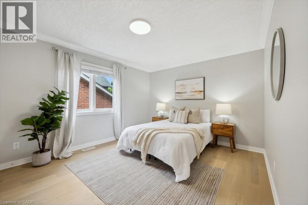 Photo 40 of 3 Kestrel Street, Kitchener ON
