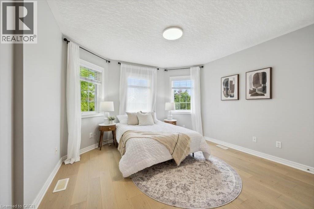 Photo 15 of 3 Kestrel Street, Kitchener ON