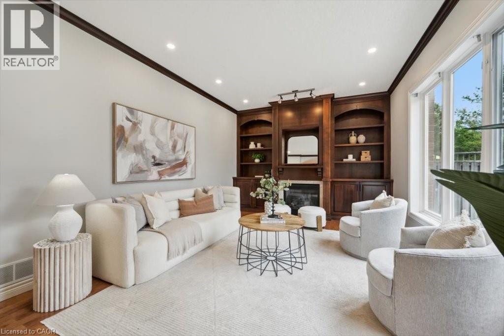 Photo 13 of 3 Kestrel Street, Kitchener ON