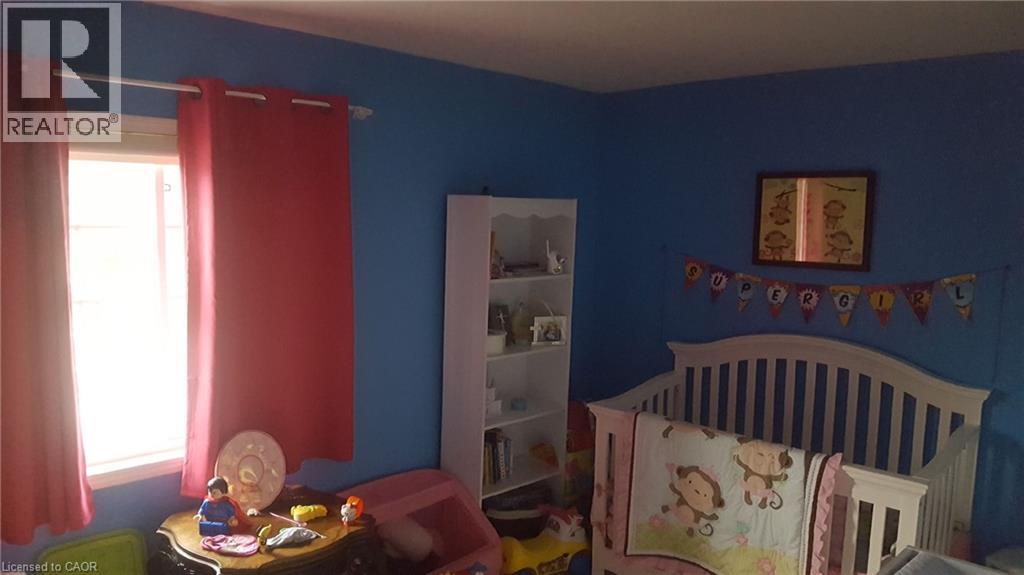 Photo 15 of 35 Mountford Drive Unit 121, Guelph ON