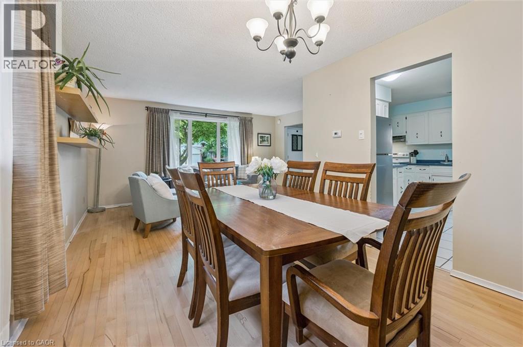 Photo 22 of 166 Winding Way, Kitchener ON