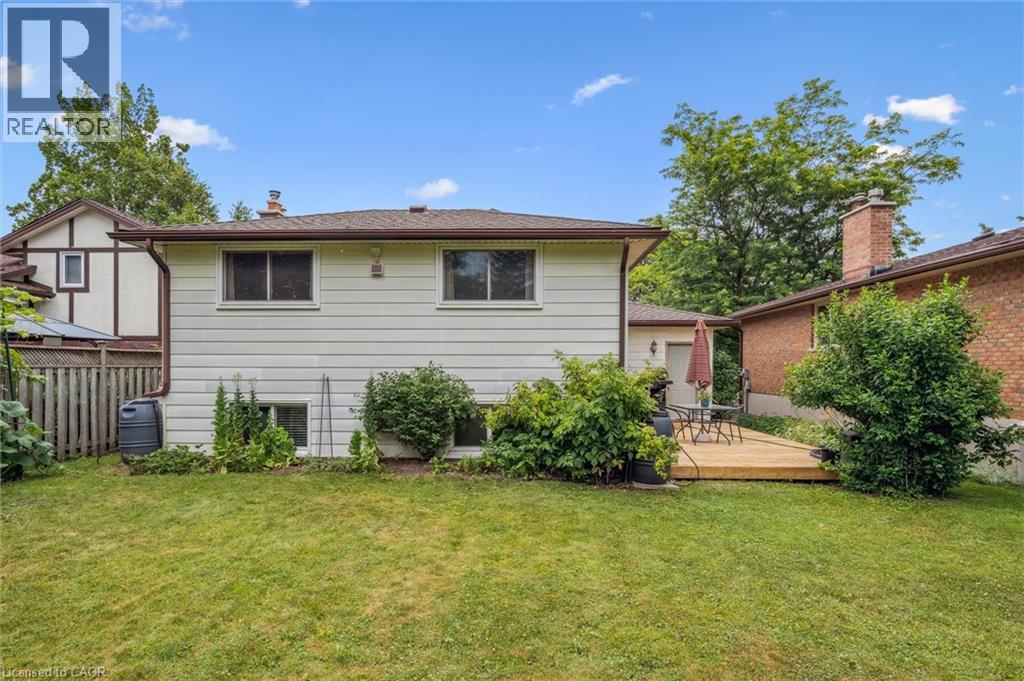 Photo 6 of 166 Winding Way, Kitchener ON