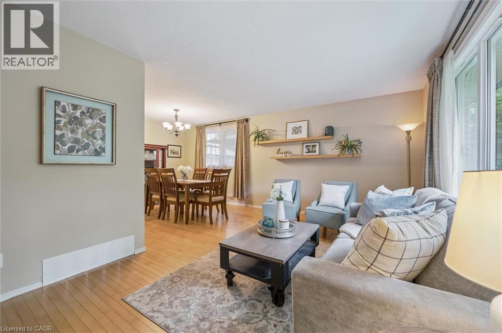Photo 25 of 166 Winding Way, Kitchener ON