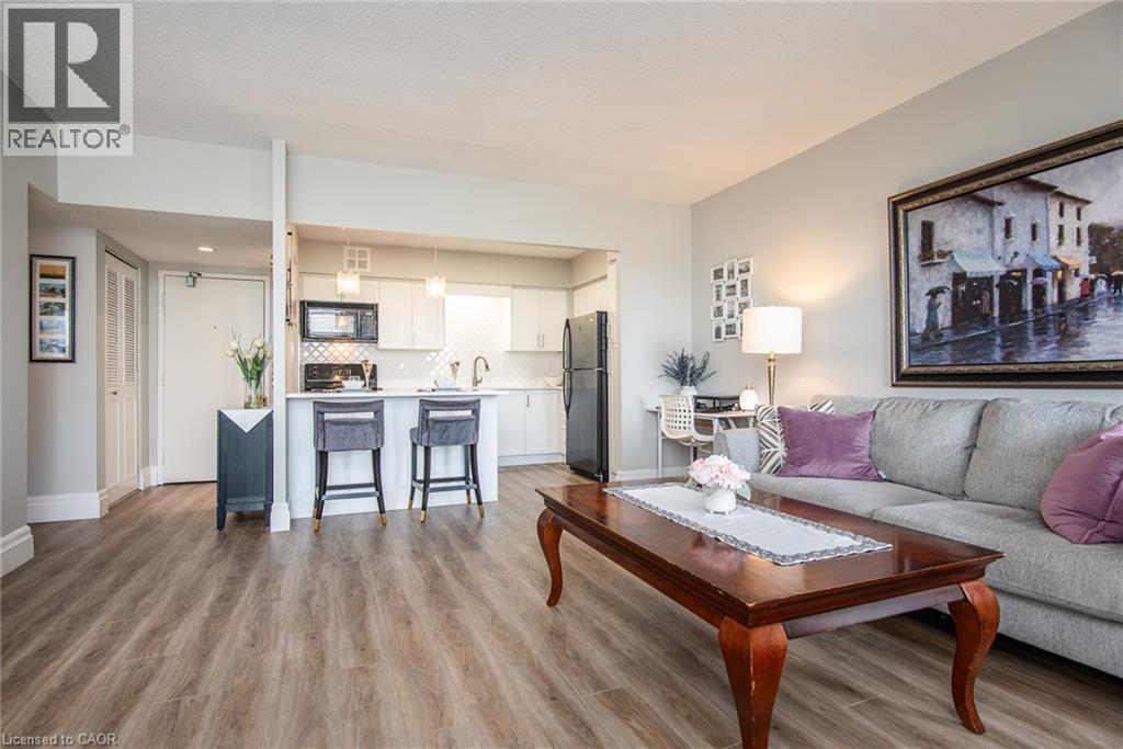 Photo 33 of 260 Sheldon Avenue N Unit 810, Kitchener ON