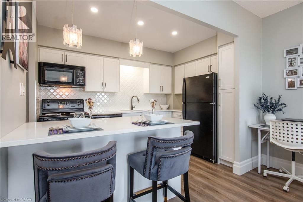 Photo 34 of 260 Sheldon Avenue N Unit 810, Kitchener ON