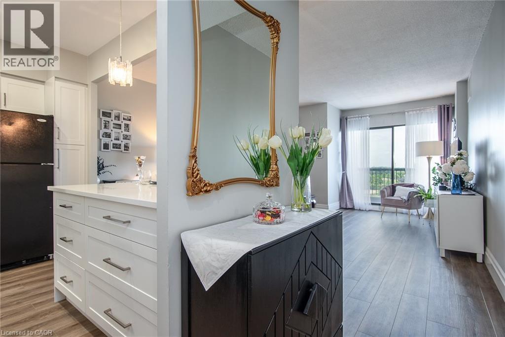 Photo 41 of 260 Sheldon Avenue N Unit 810, Kitchener ON