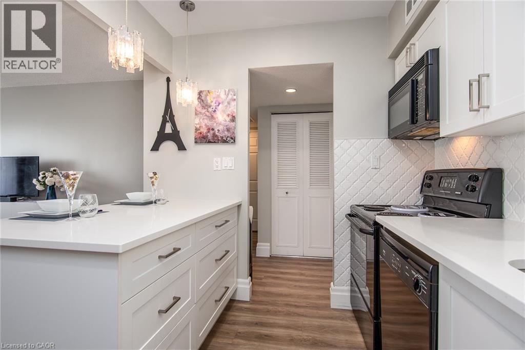 Photo 35 of 260 Sheldon Avenue N Unit 810, Kitchener ON
