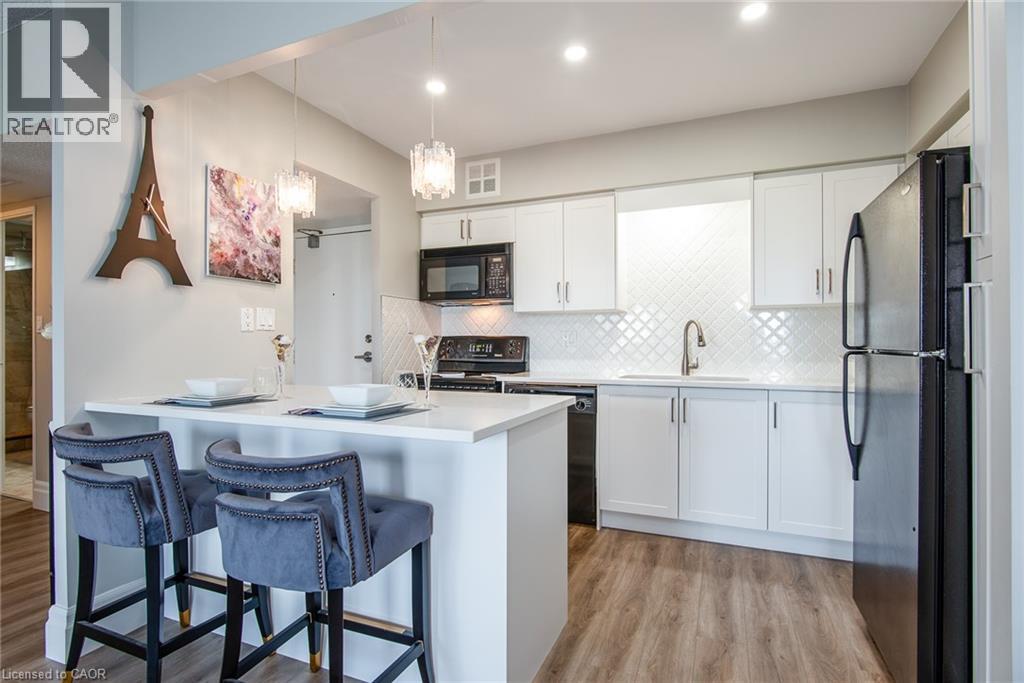 Photo 14 of 260 Sheldon Avenue N Unit 810, Kitchener ON