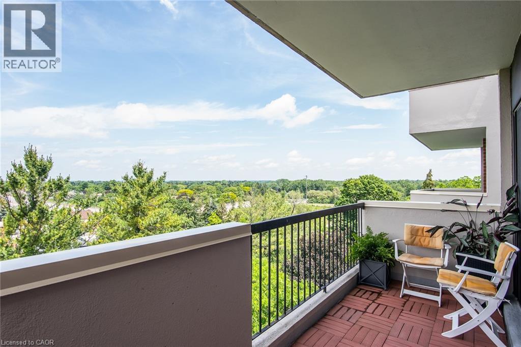 Photo 10 of 260 Sheldon Avenue N Unit 810, Kitchener ON