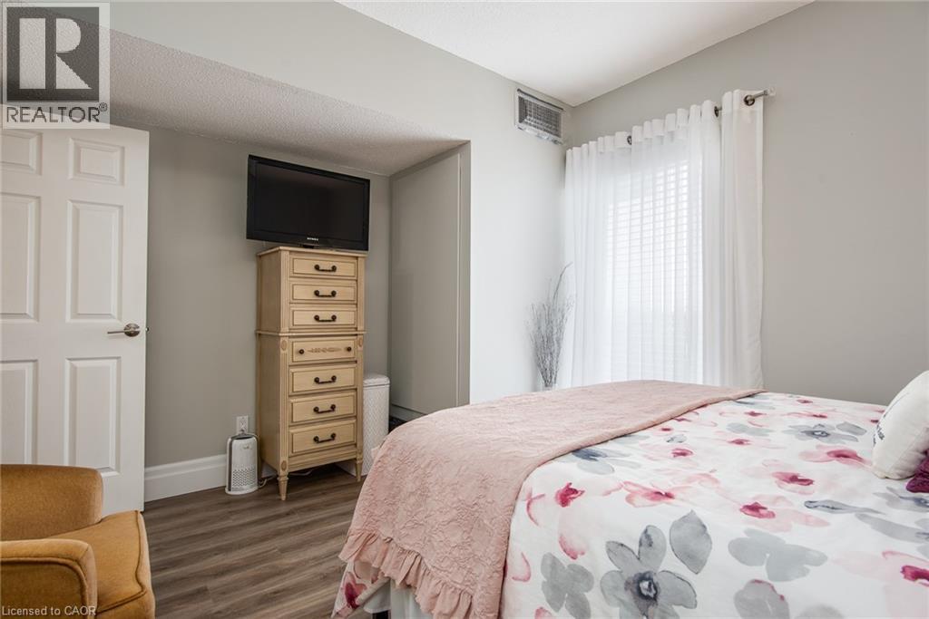 Photo 40 of 260 Sheldon Avenue N Unit 810, Kitchener ON