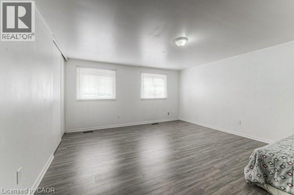 Photo 26 of 301 E Bluevale Street N, Waterloo ON