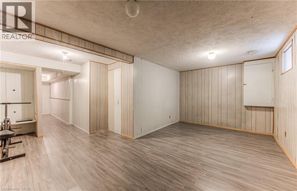 Photo 16 of 301 E Bluevale Street N, Waterloo ON