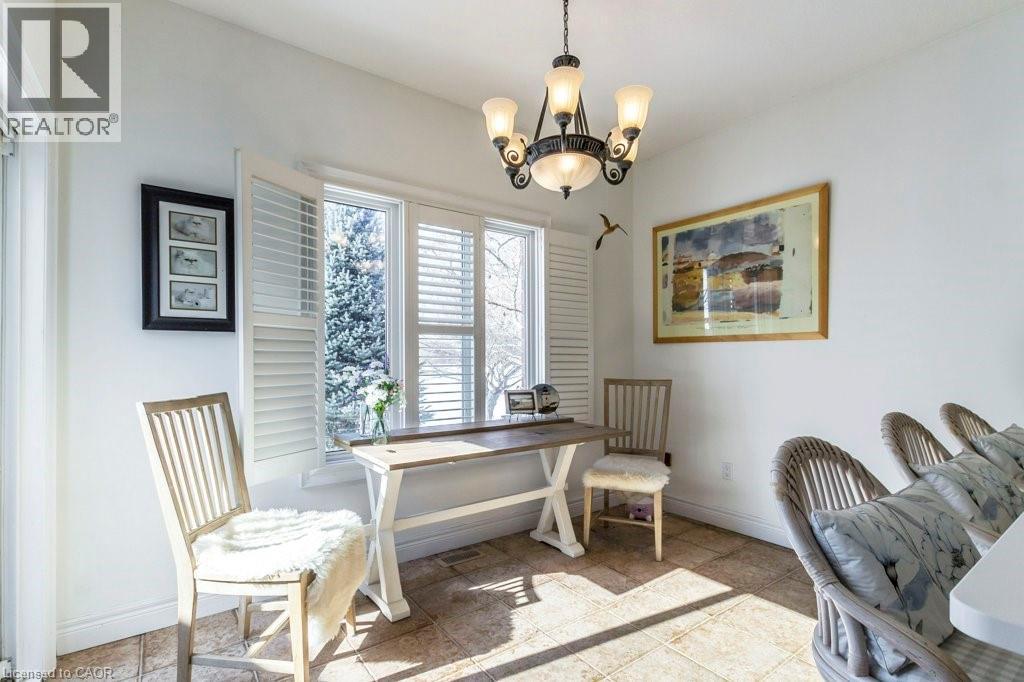 Photo 15 of 747 Garden Court Crescent, Woodstock ON
