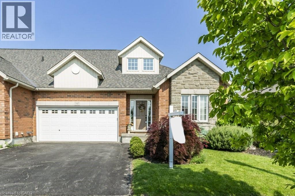 Photo 5 of 747 Garden Court Crescent, Woodstock ON