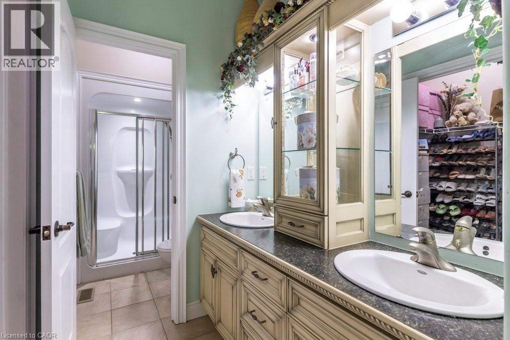 Photo 9 of 747 Garden Court Crescent, Woodstock ON