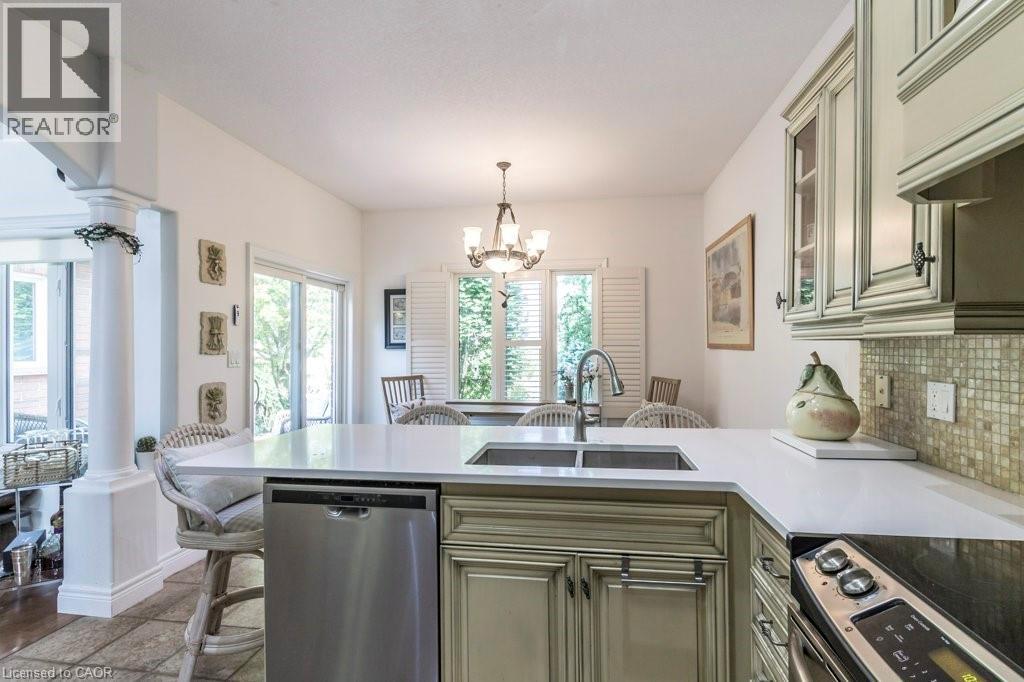 Photo 13 of 747 Garden Court Crescent, Woodstock ON