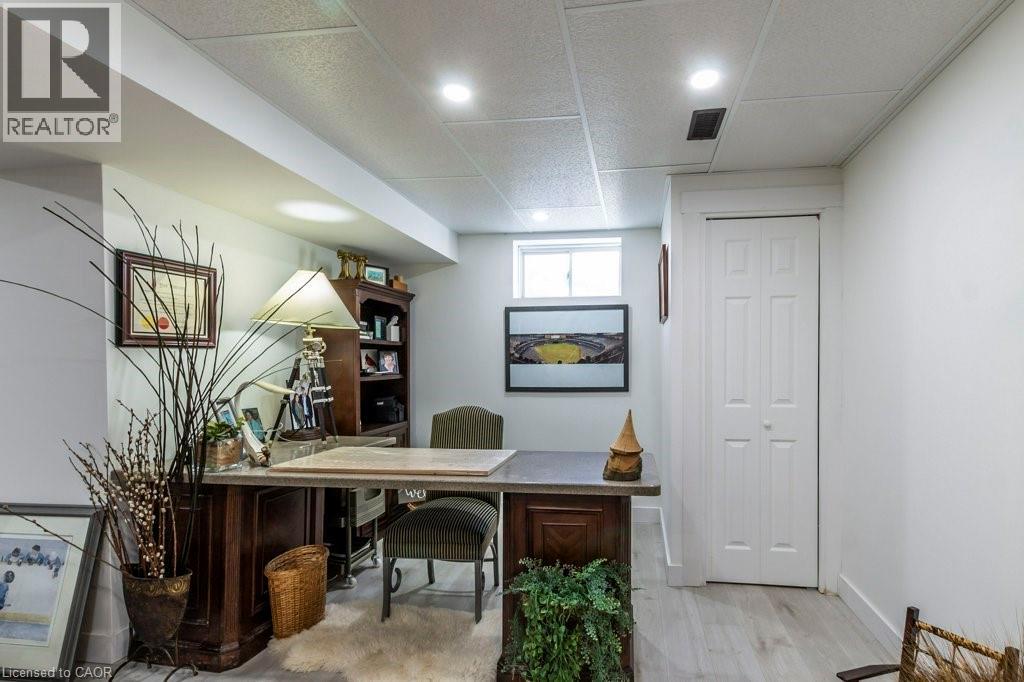 Photo 27 of 747 Garden Court Crescent, Woodstock ON