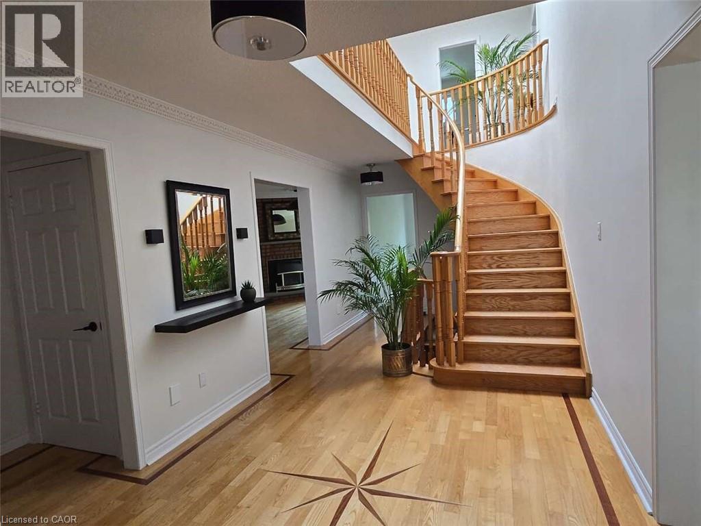 Photo 8 of 3569 Redmond Road, Mississauga ON