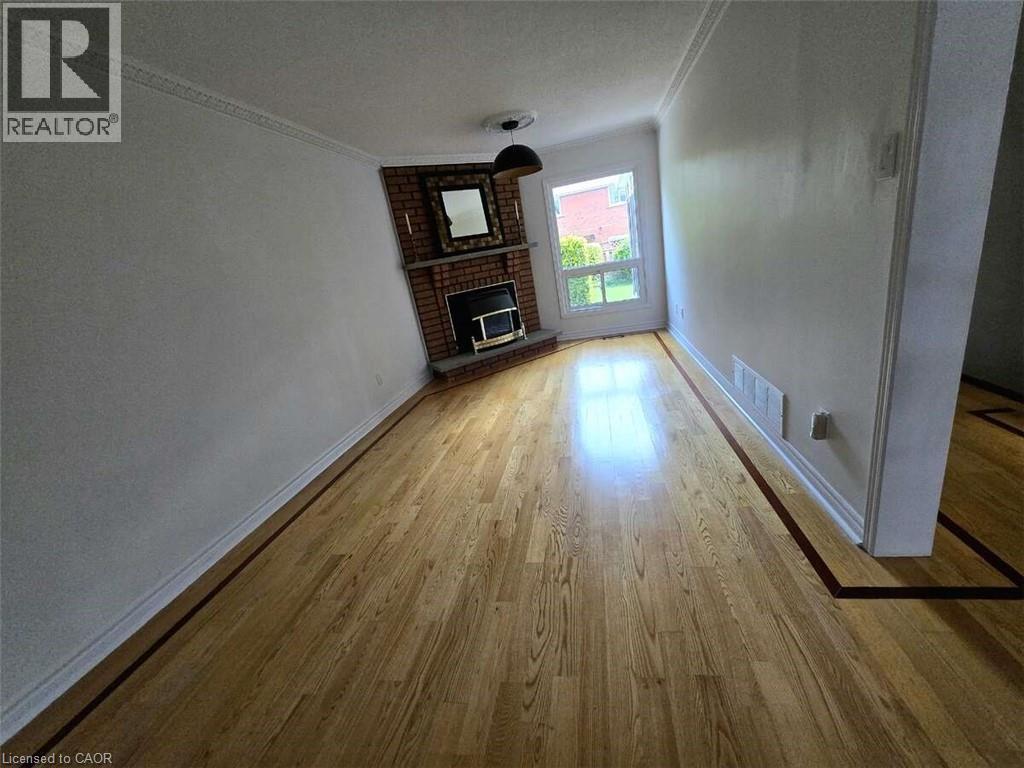 Photo 10 of 3569 Redmond Road, Mississauga ON
