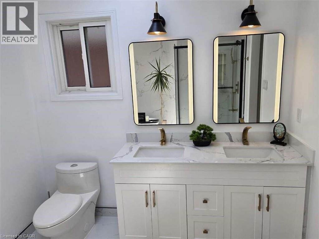 Photo 27 of 3569 Redmond Road, Mississauga ON