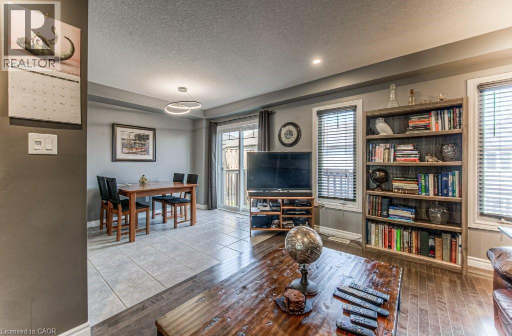 Photo 21 of 42 Eliza Avenue, Kitchener ON