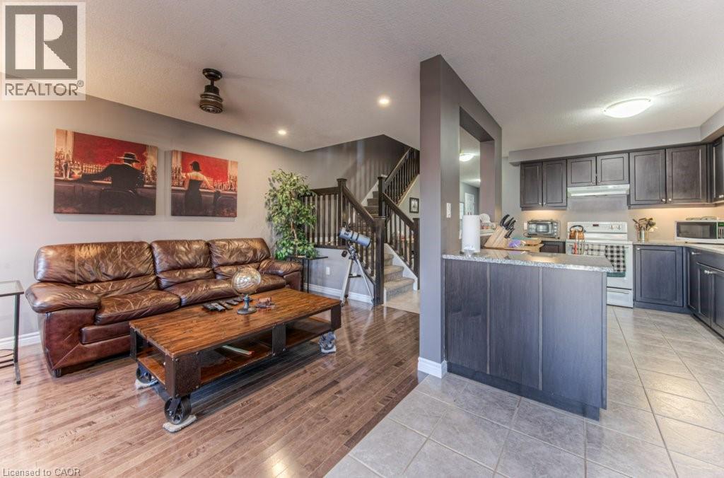 Photo 5 of 42 Eliza Avenue, Kitchener ON